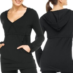 SPANX Activewear Hoodie Women’s Size S
Black front pockets, hoodie pullover